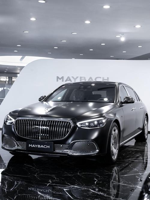 深圳光明区彩铁思企业管理咨询岚图汽车的售后服务让用户无忧出行，迈巴赫未来的豪华车趋势